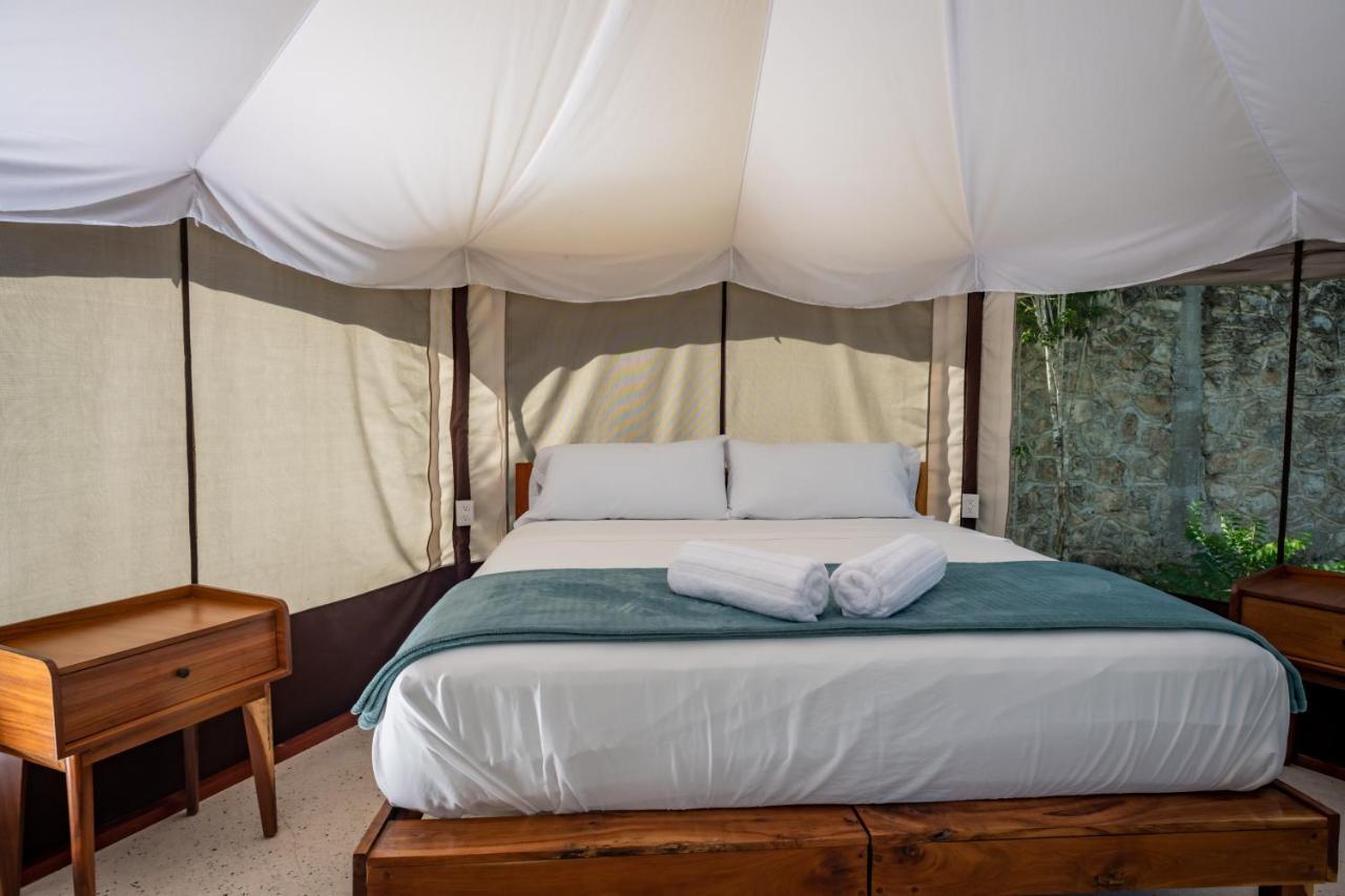 מלון פוארטו מורלוס Xakluum Eco Glampings מראה חיצוני תמונה